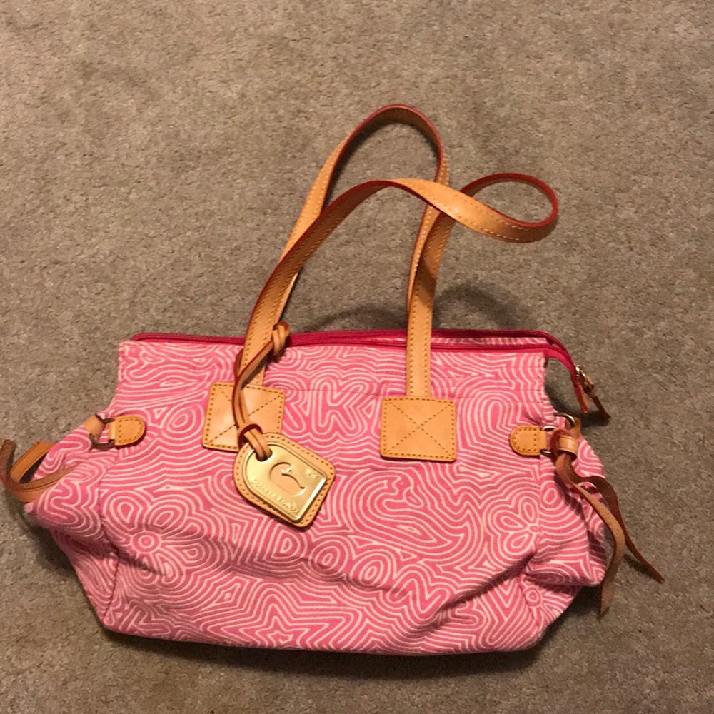 Dooney and bourke bag